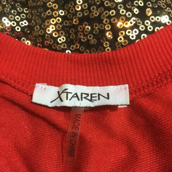 Xtaren Red Crewneck Gold Sequins on Black Sleeves Sz S XC - Picture 3 of 5